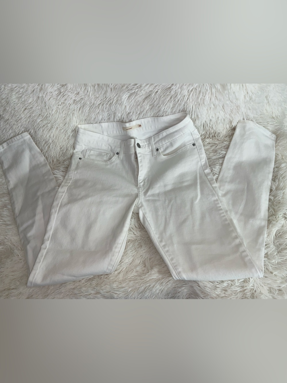 Levi's Women's White Straight Leg Jeans